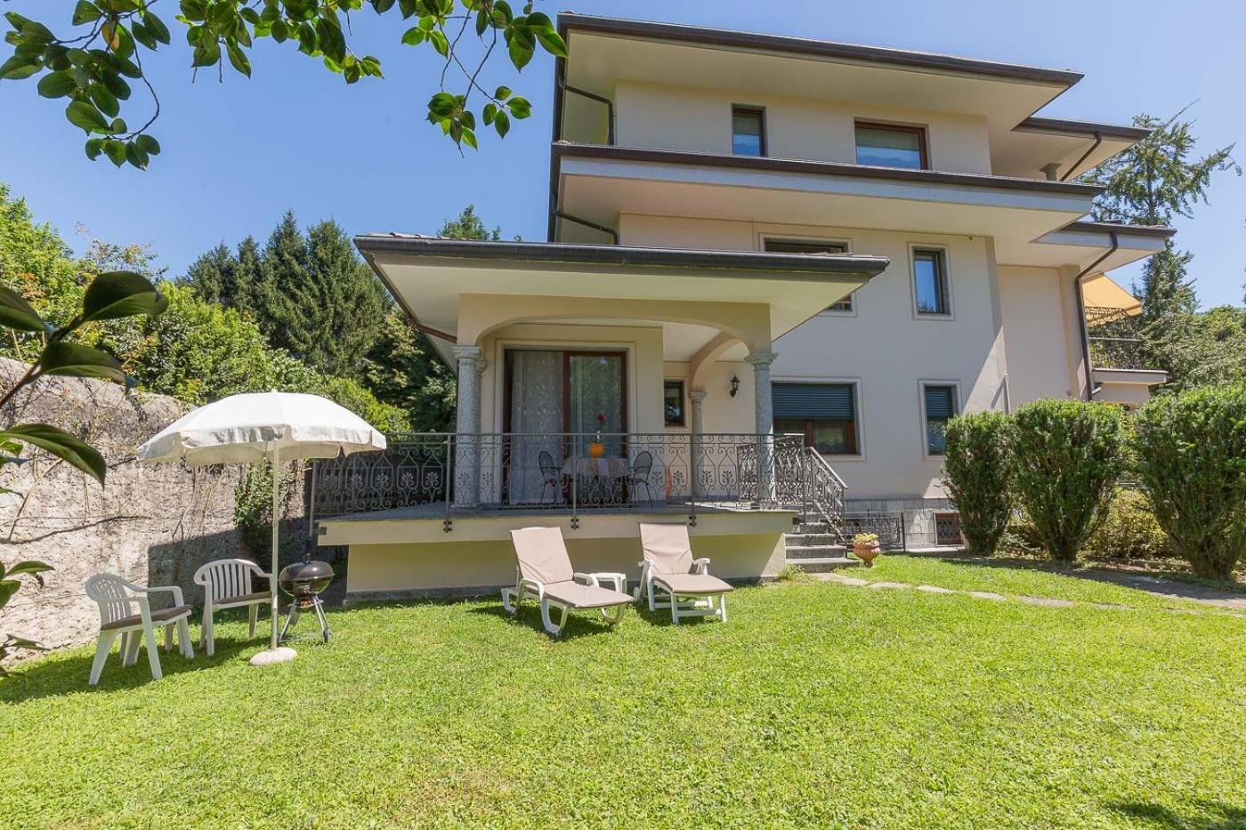 La Petite Dame - Lake Maggiore - 100 M From The Lake Verbania Exterior foto
